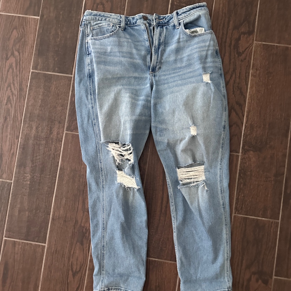 Curvy ultra rise mom Jean